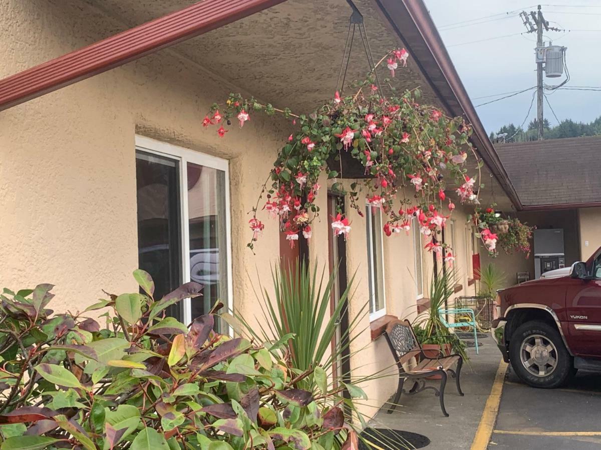 Fir Grove Motel Reedsport Bagian luar foto